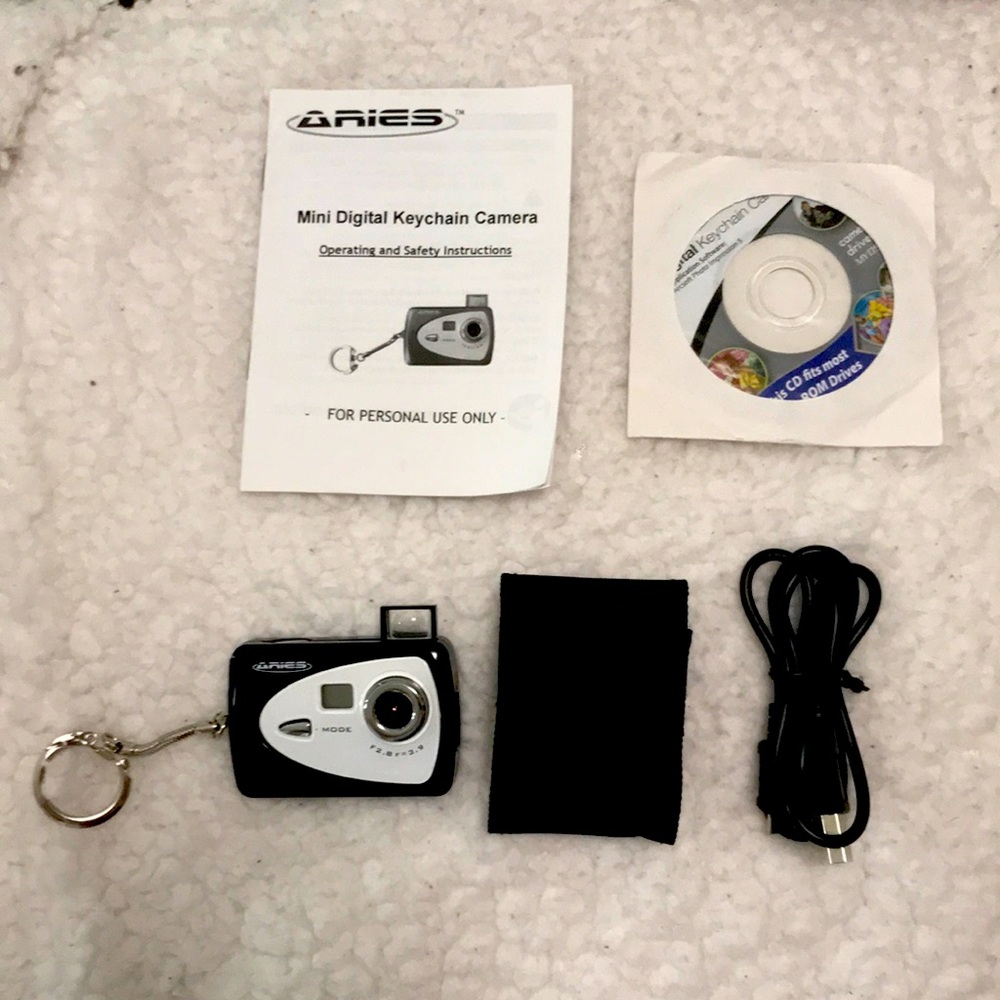 Aries Mini Digitial Keychain Camera